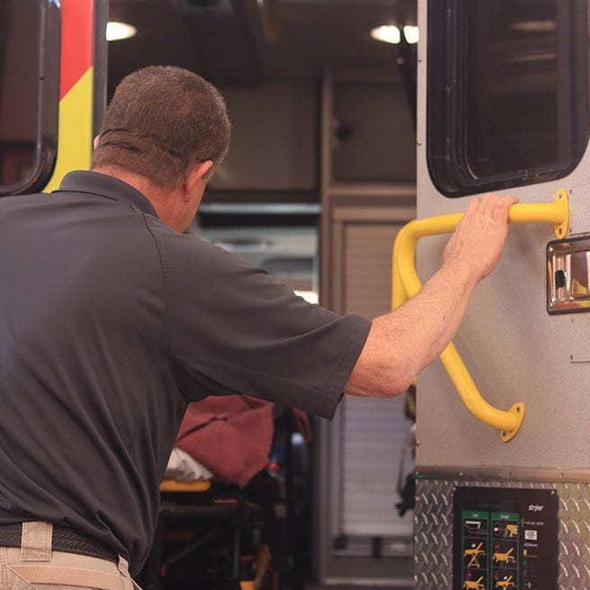 Image of EMT opening ambulance